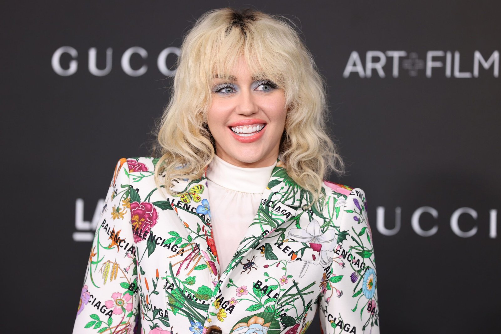 miley cyrus net worth